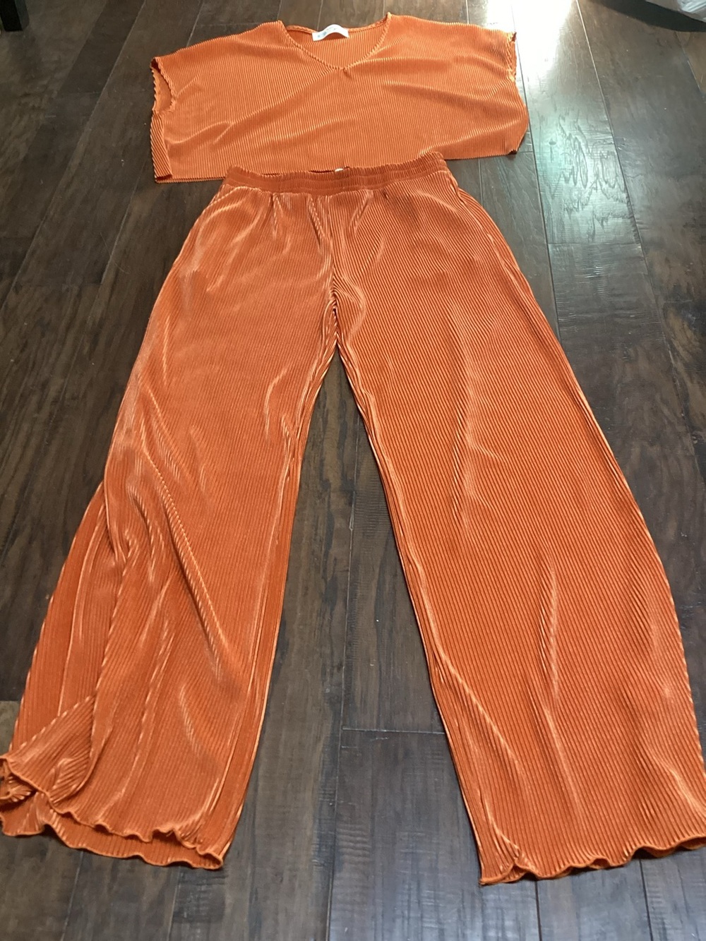 Two-Piece Ribbed Silky Polyester Set in Rust Copper L